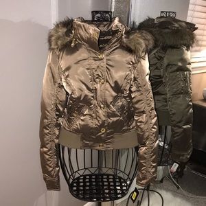GUESS Puffer Jacket